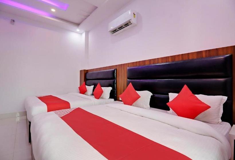 فندق Oyo 49796  Royal Palace