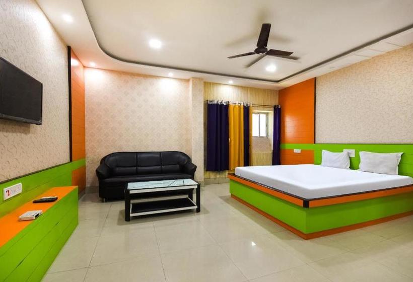 Hotel Spot On 60915 Akash Guest House