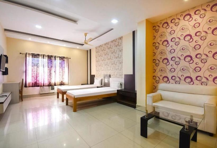 בית מלון כפרי Spot On 60915 Akash Guest House