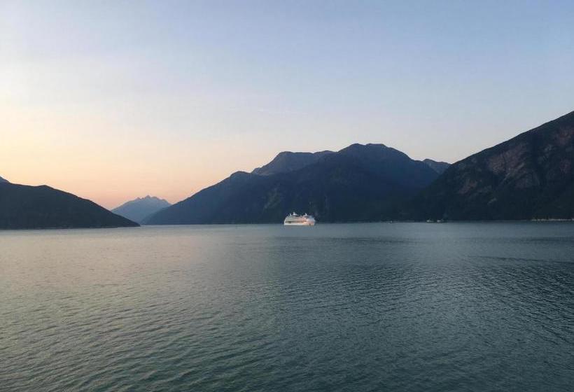 Suite 2 Lynn View Lodge