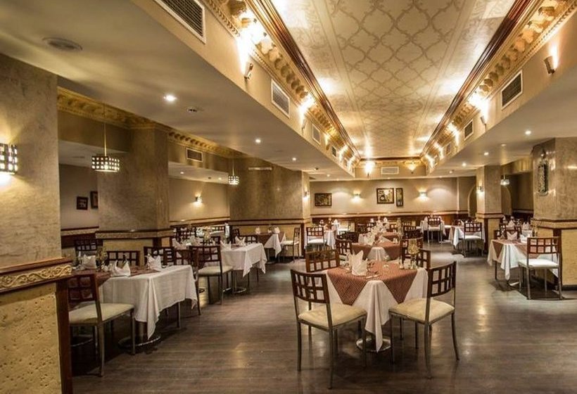 ホテル Sunny Days Resort Spa & Aquapark