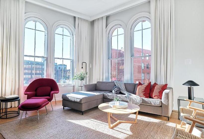 בית מלון כפרי The Docent S Collection