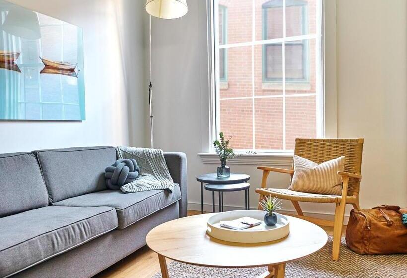 בית מלון כפרי The Docent S Collection