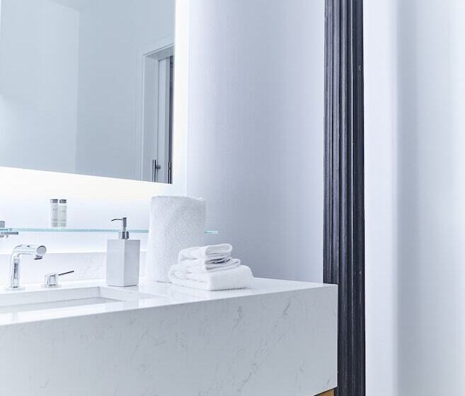 בית מלון כפרי The Docent S Collection