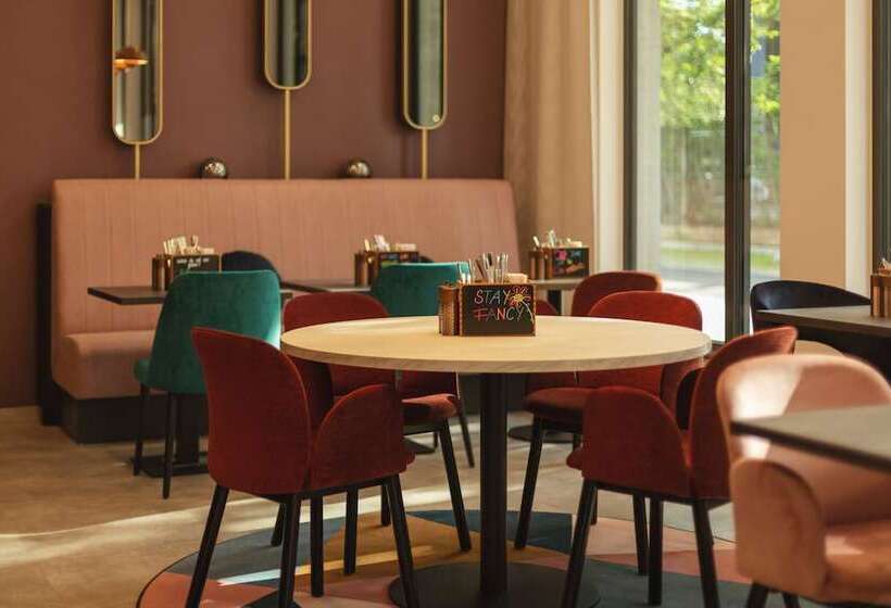 هتل Holiday Inn   The Niu, Loco Munich North, An Ihg