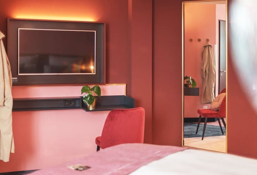 هتل Holiday Inn   The Niu, Loco Munich North, An Ihg