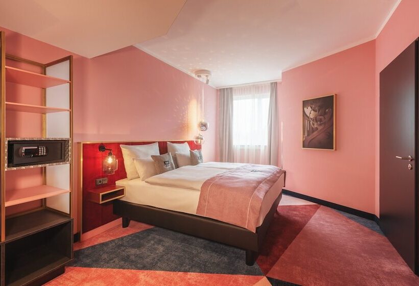 هتل Holiday Inn   The Niu, Loco Munich North, An Ihg