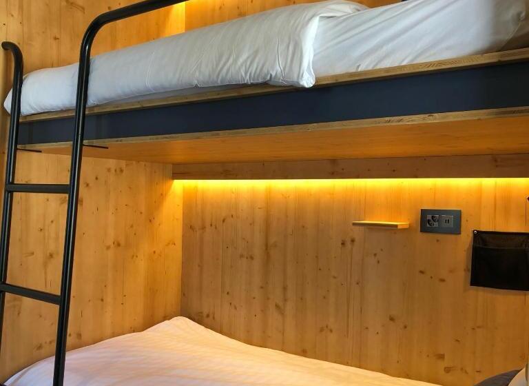 ホテル Villars Lodge