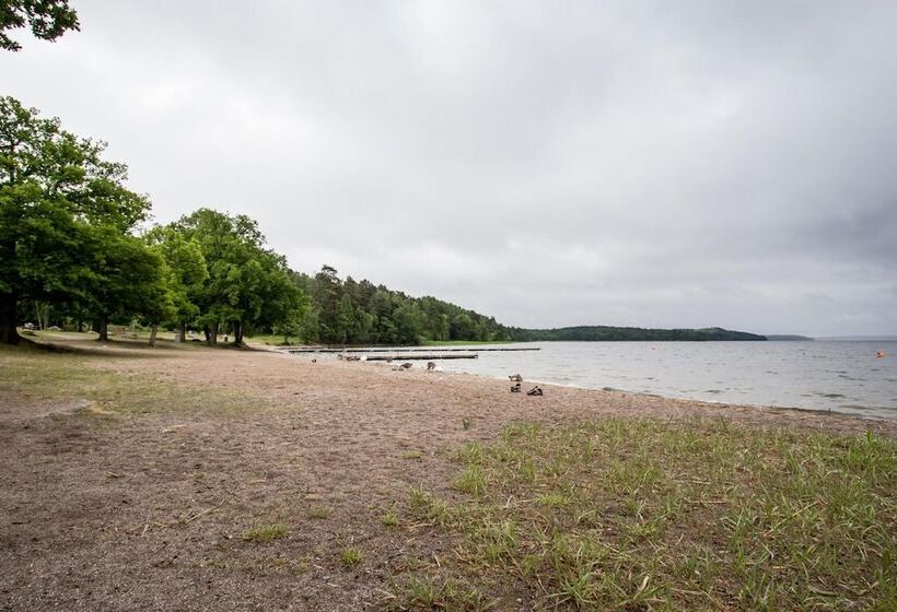 호스텔 Kallhällsbaden Strandhotell