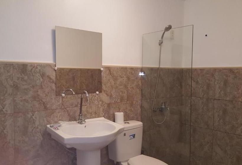 Phil Oasis  And Resorts