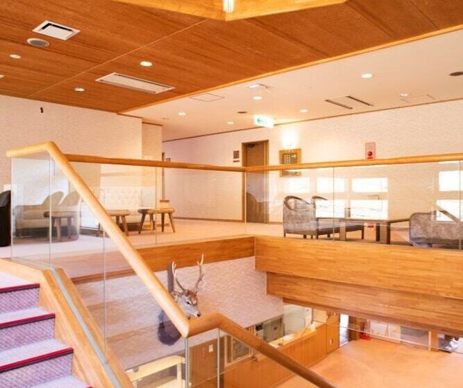 ריוקאן Lake Side Nikko