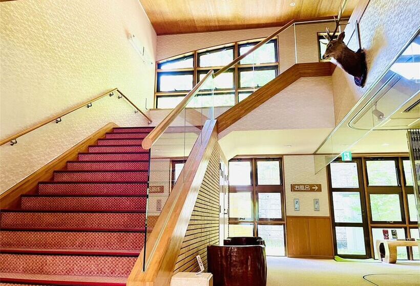 ריוקאן Lake Side Nikko