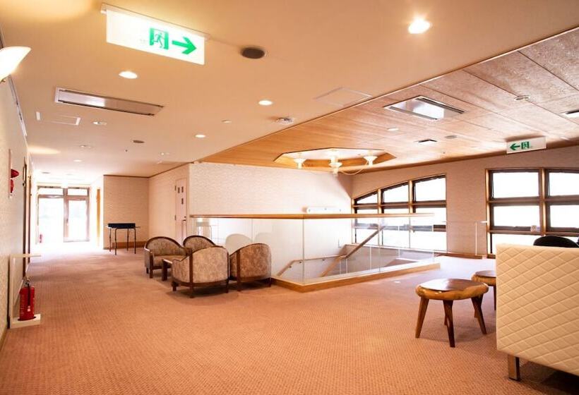 ריוקאן Lake Side Nikko