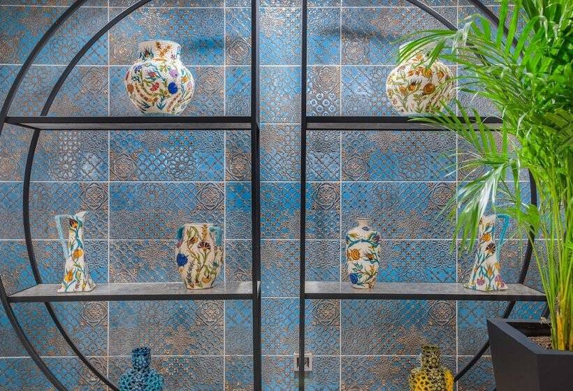 Signature Hotels & Spa