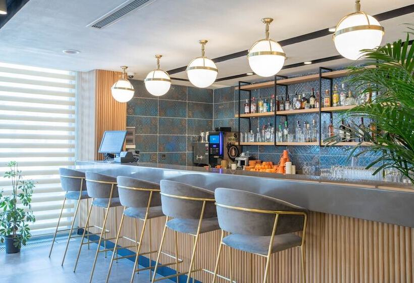 Signature Hotels & Spa