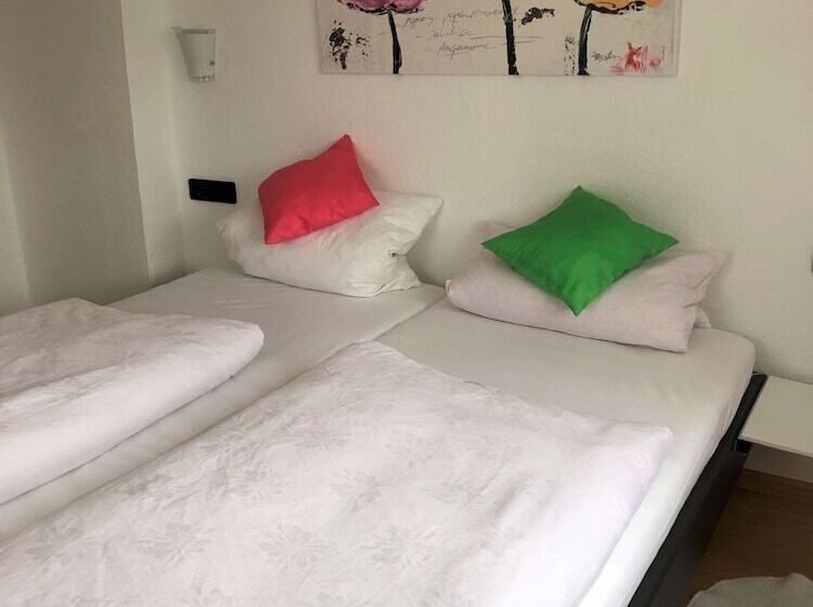 Общежитие Gaestehaus Stumpf