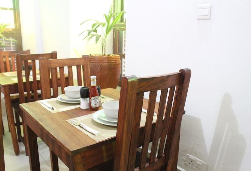 住宿加早餐 Smiles Stone Town