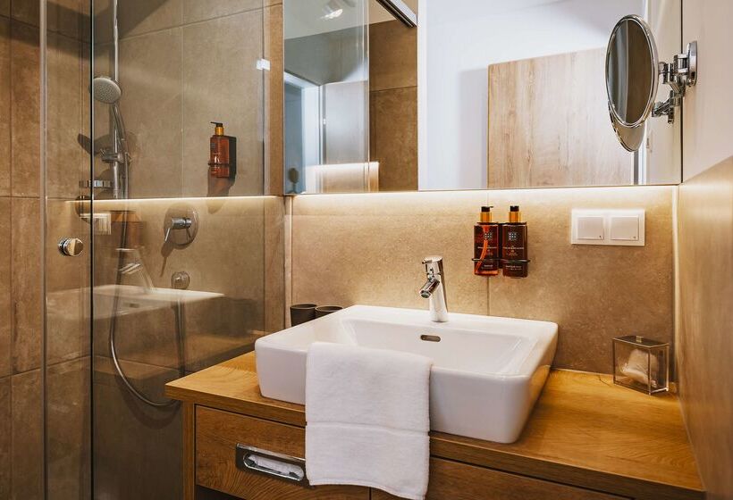 Elements Resort Zell Am See; Bw Signature Collection