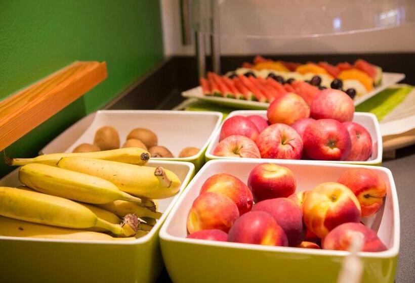 هتل Ramsi, Mein Familien