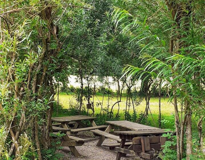 Fsc Rhyd Y Creuau Hostel