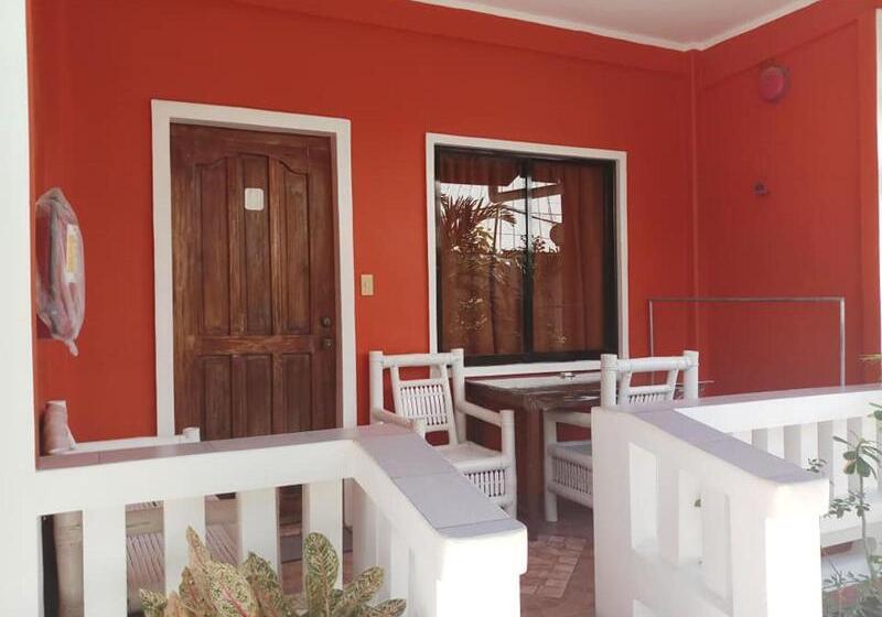 مسافرخانه M&e Guesthouse