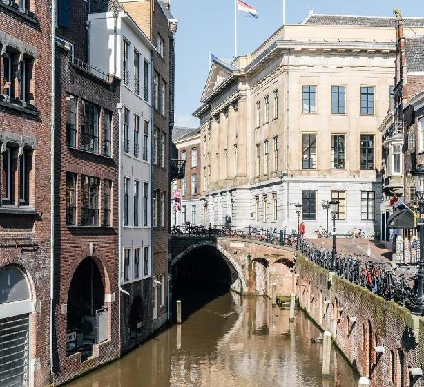 فندق Cozy Pillow