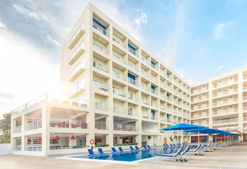 Отель Decameron La Marina Guayabitos, Ramada All Inclusive Resort