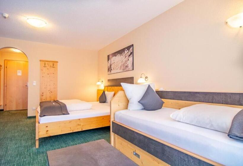 Отель Garni Alpenhof