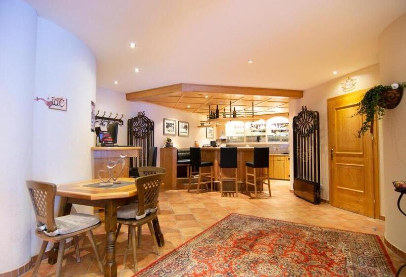 Отель Garni Alpenhof