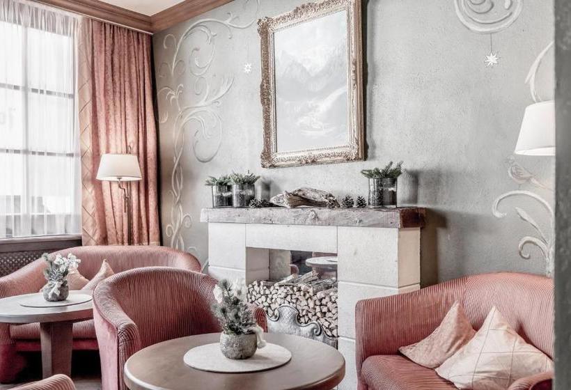 فندق Garni Caroline