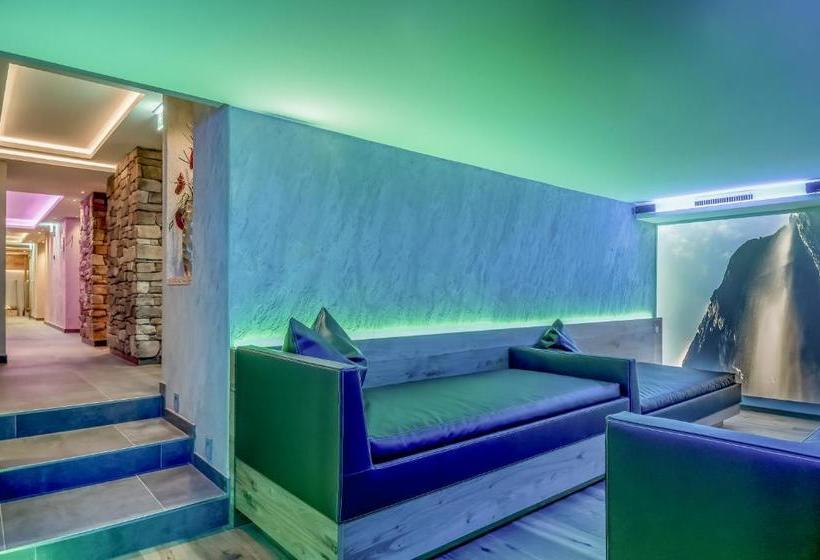 فندق Garni Caroline