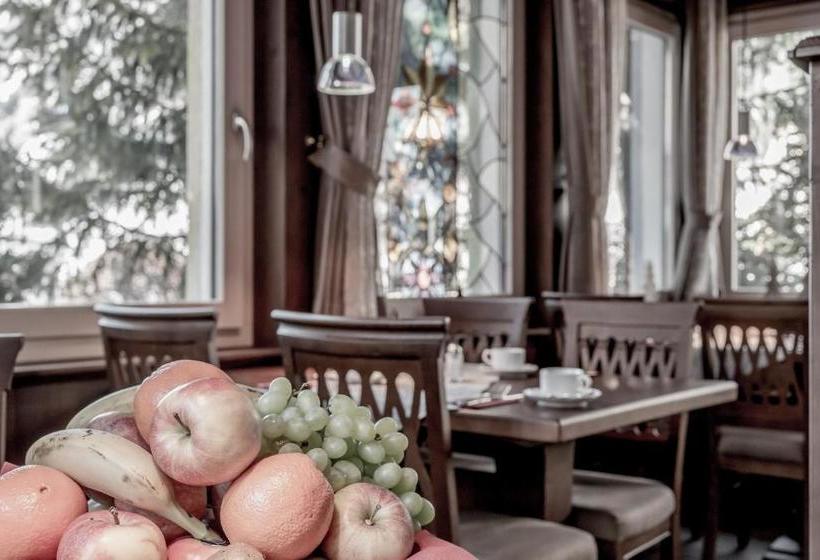 هتل Garni Caroline