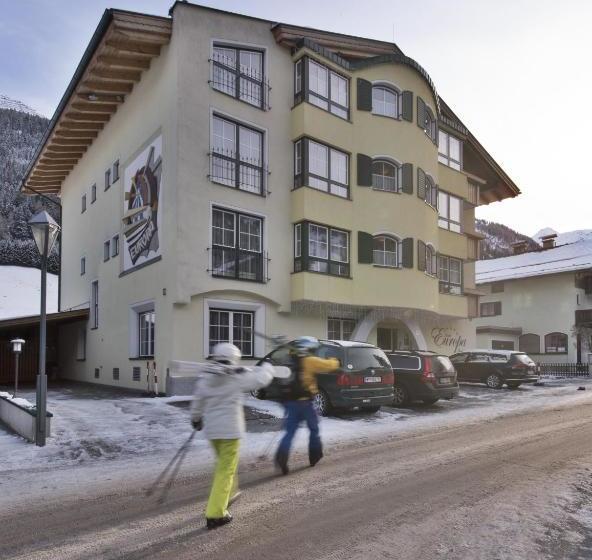 ホテル Garni Europa