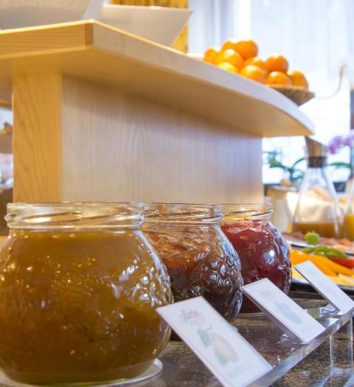 ホテル Garni Europa