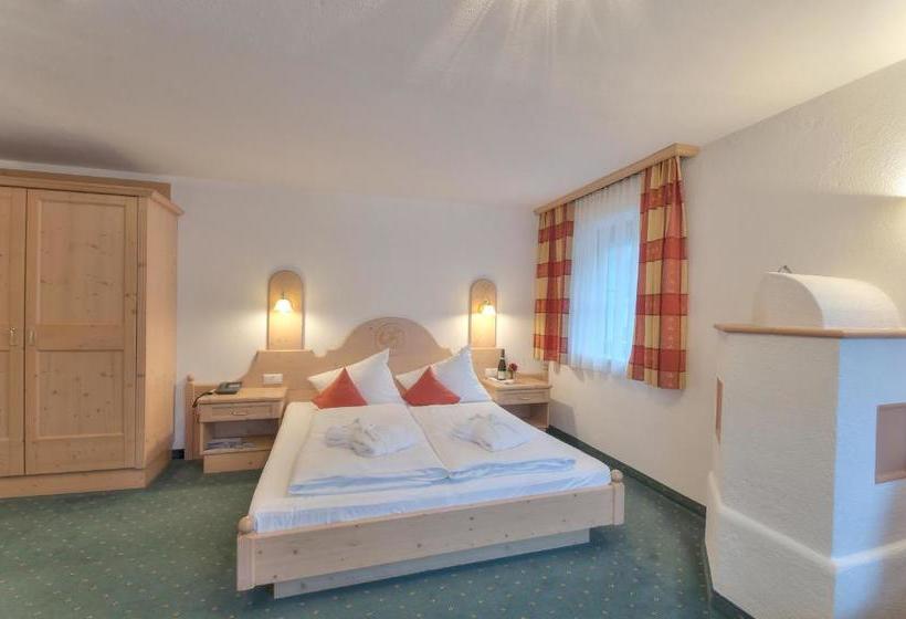 ホテル Garni Europa