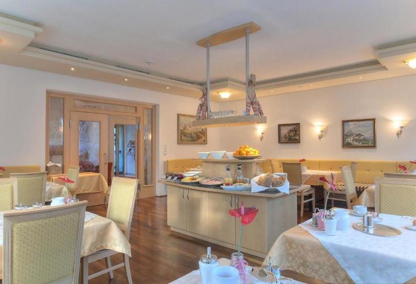 ホテル Garni Europa