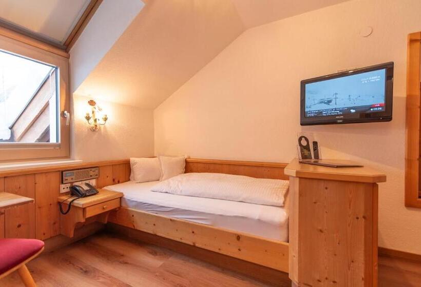 Отель Garni Helvetia