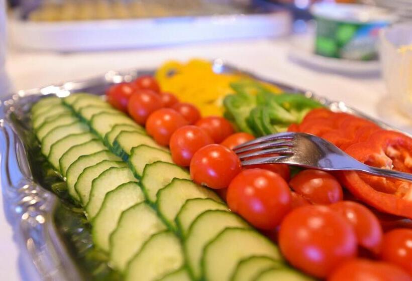 Отель Garni Helvetia