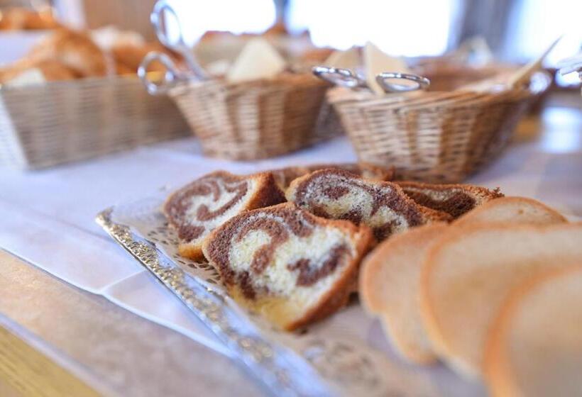 Отель Garni Helvetia