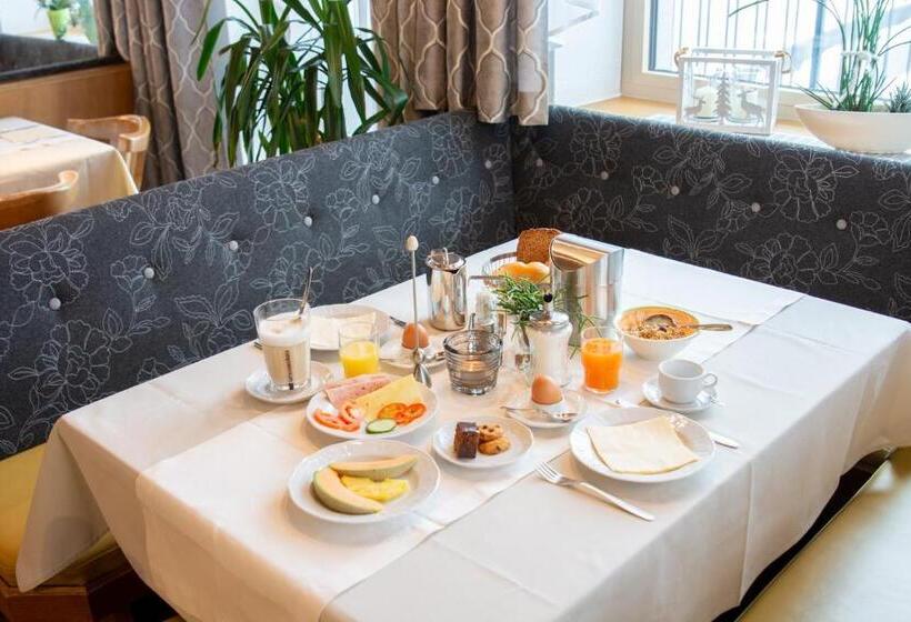 Отель Garni Helvetia