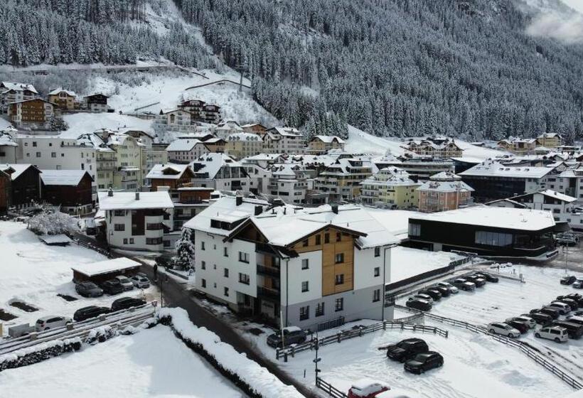 Отель Garni Helvetia