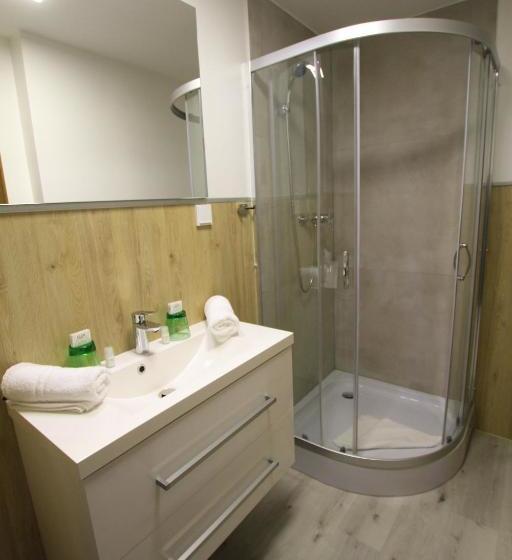 هتل Gasthof Markterwirt