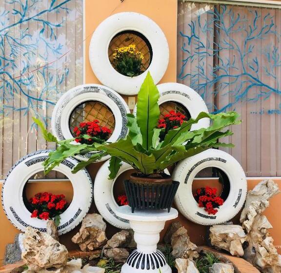 هتل Goc Bien Homestay