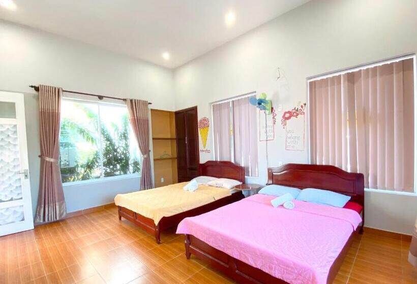 هتل Goc Bien Homestay