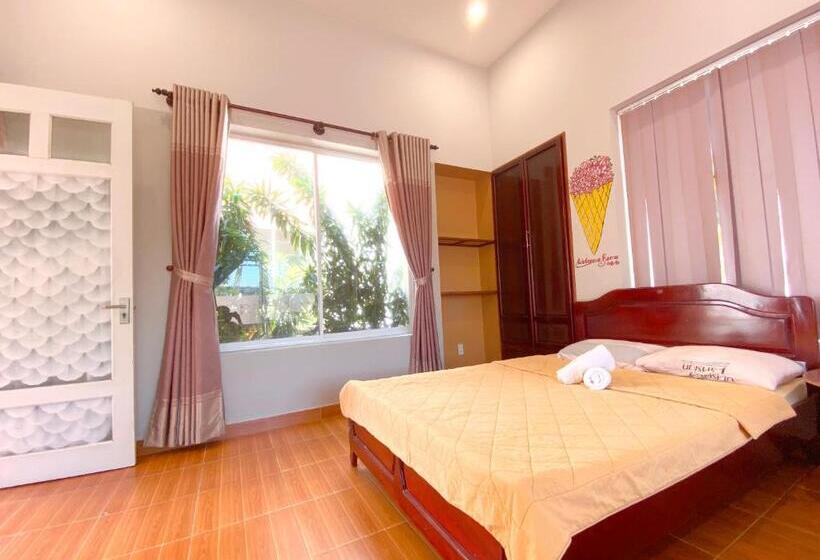 هتل Goc Bien Homestay