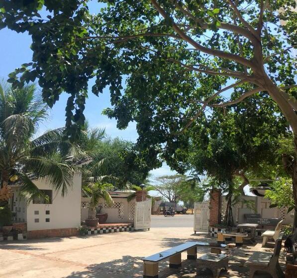 هتل Goc Bien Homestay