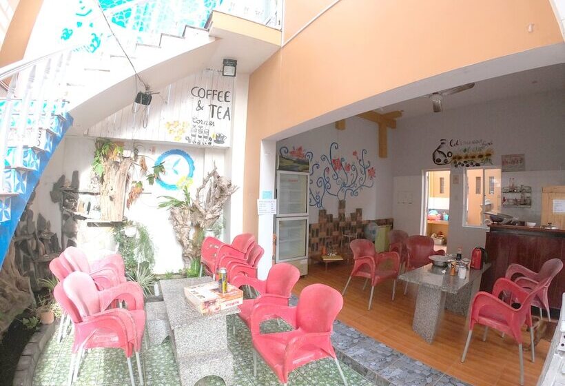 هتل Goc Bien Homestay