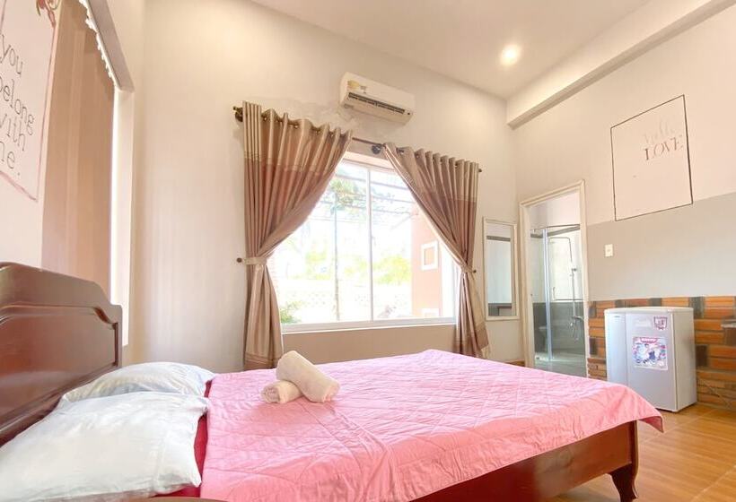 هتل Goc Bien Homestay