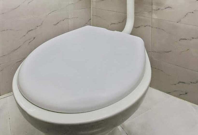 فندق Spot On 43881 New Era Guest House