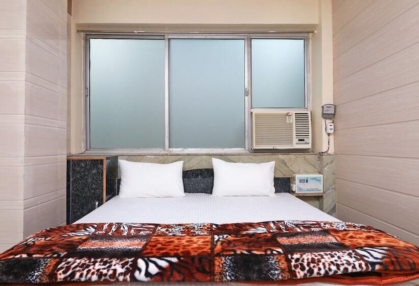 فندق Spot On 43881 New Era Guest House